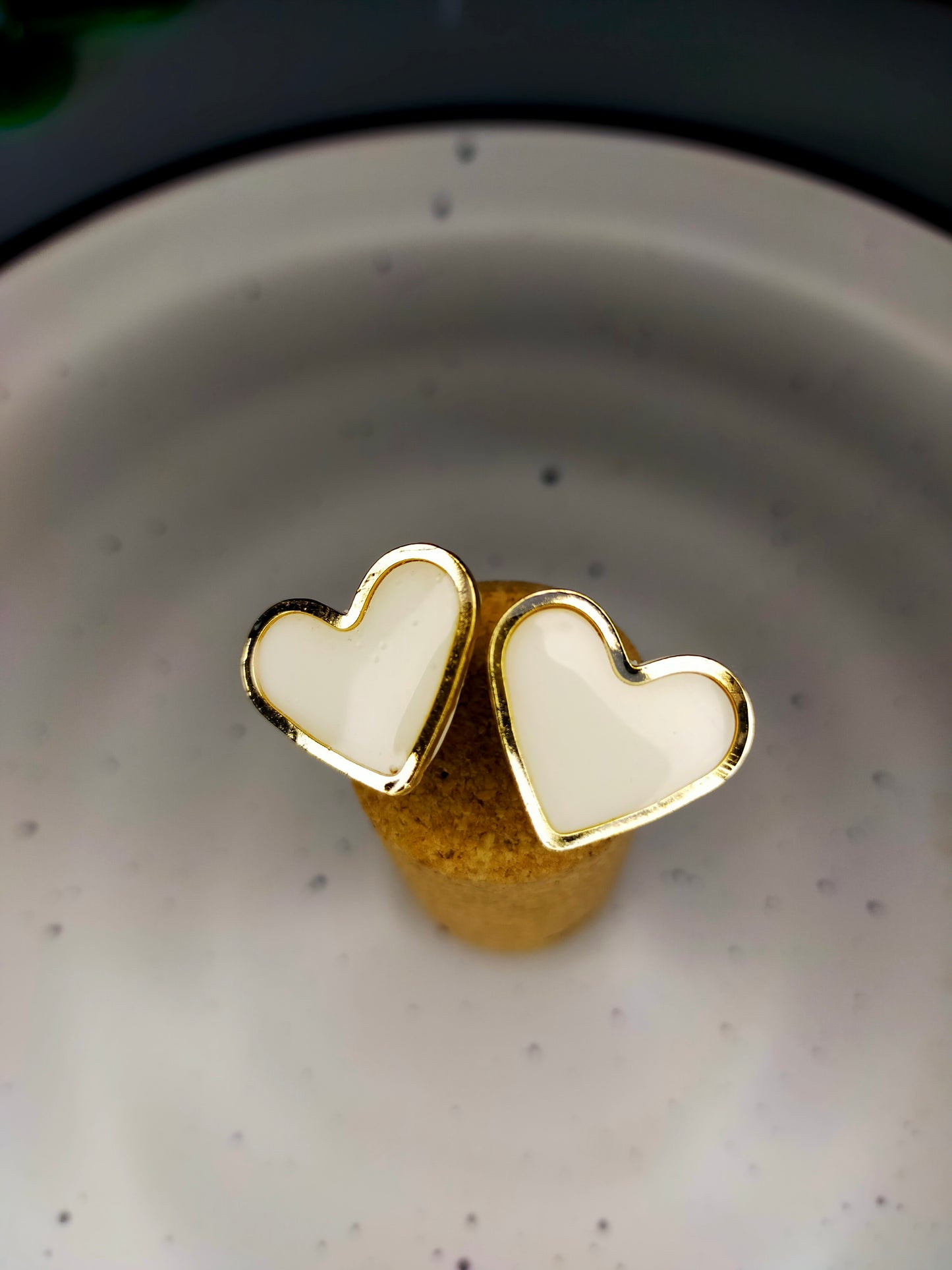 Gold Framed Hearts
