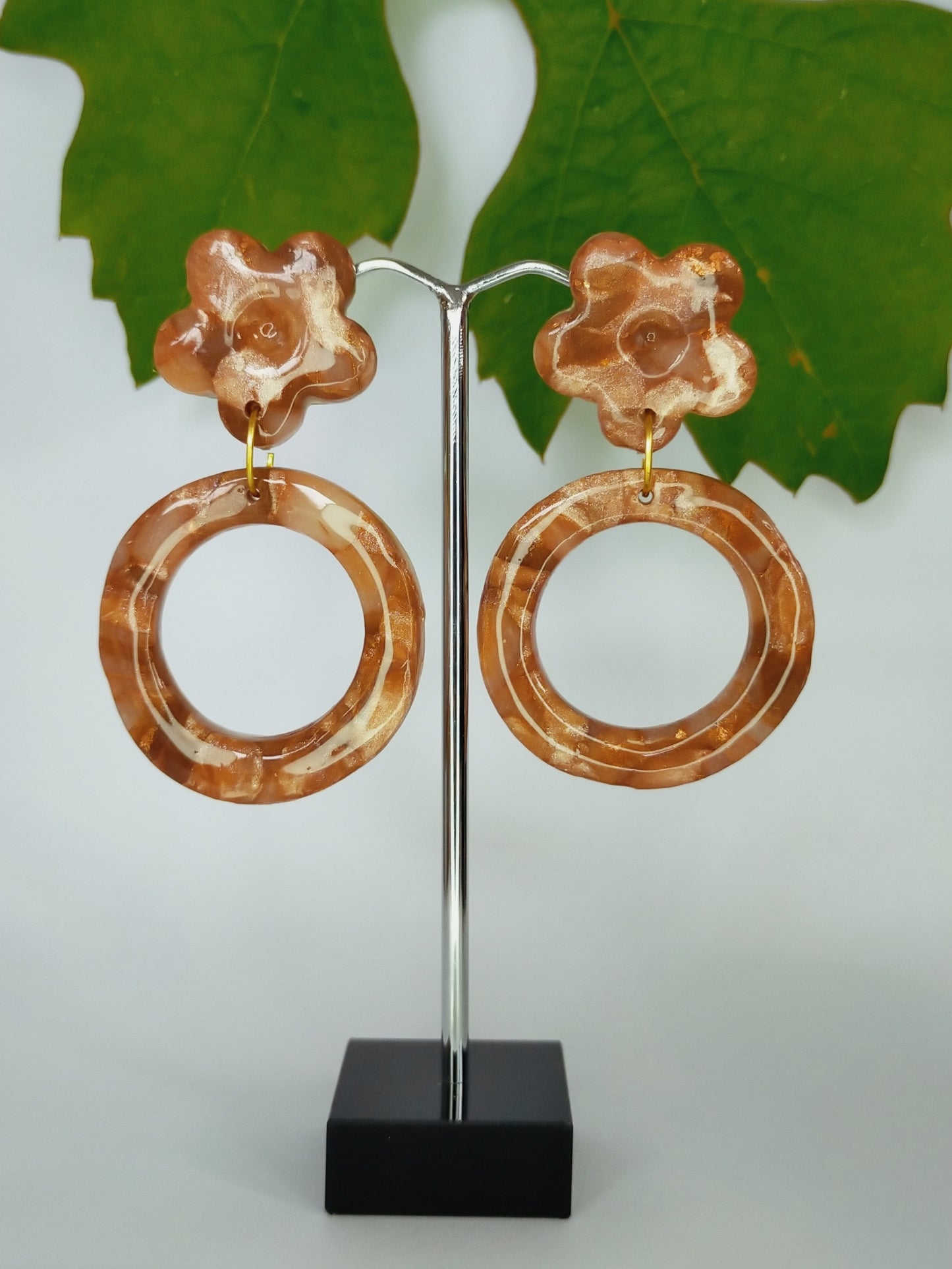 Bronze Faux Quartz Flower Circles